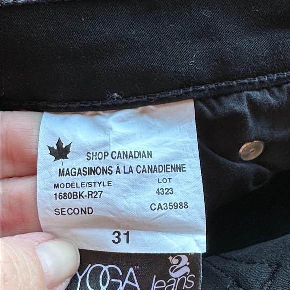 Yoga Jeans Women's Black Denim - Picture 4 of 4